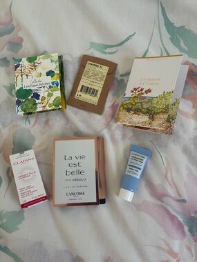 Set of 6 luxury designer skincare/perfume samples le Labo Hermes sisley new